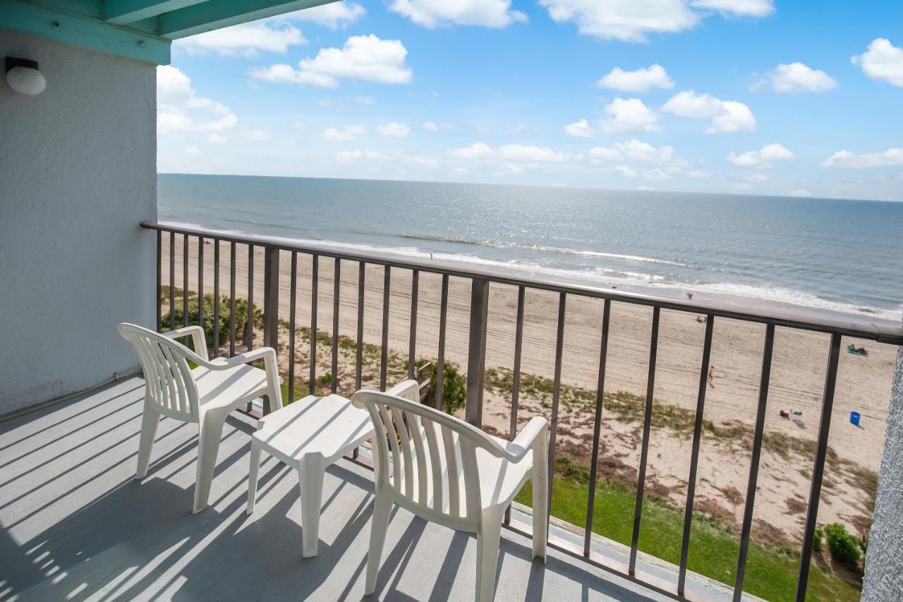 Queen Room Ocean Front Non-Smoking