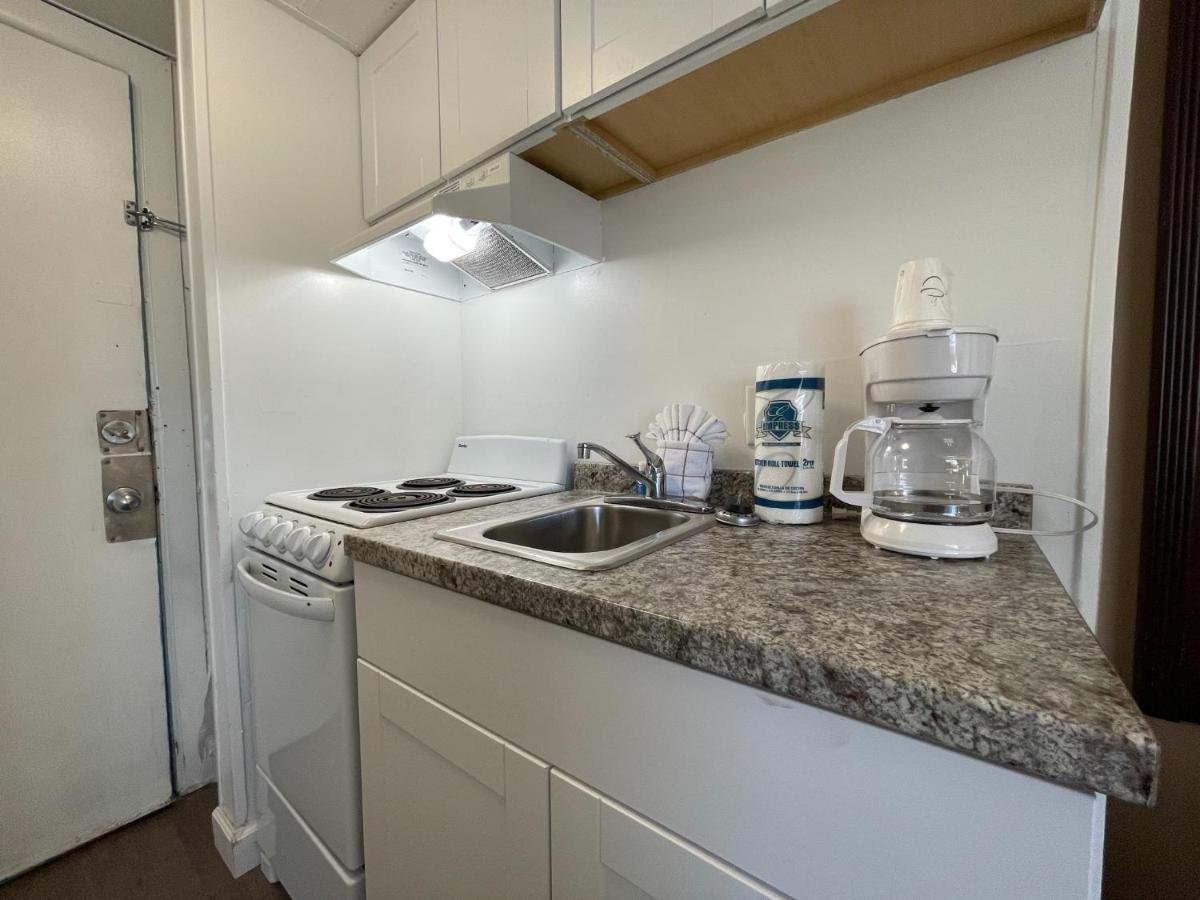Side View Two Room Unit