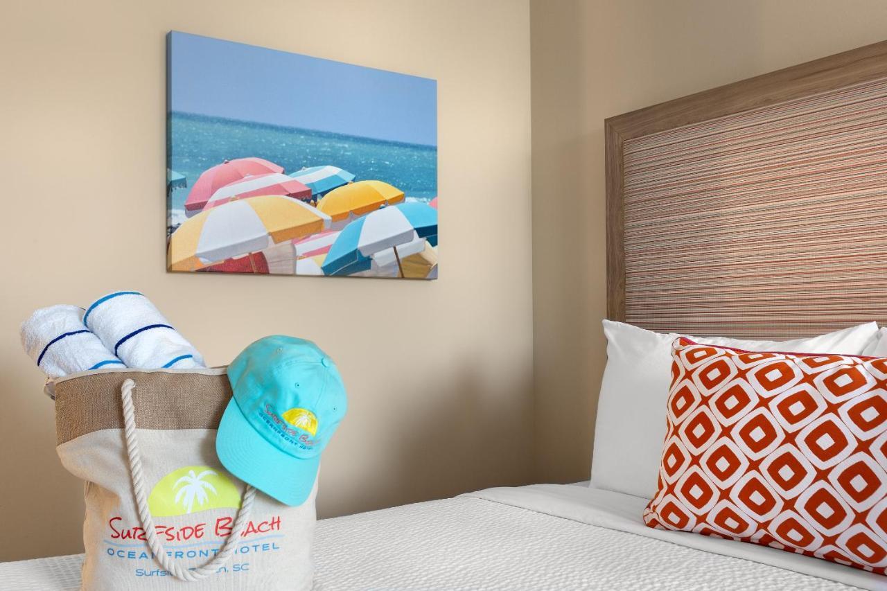 Standard Queen Room Partial Ocean View