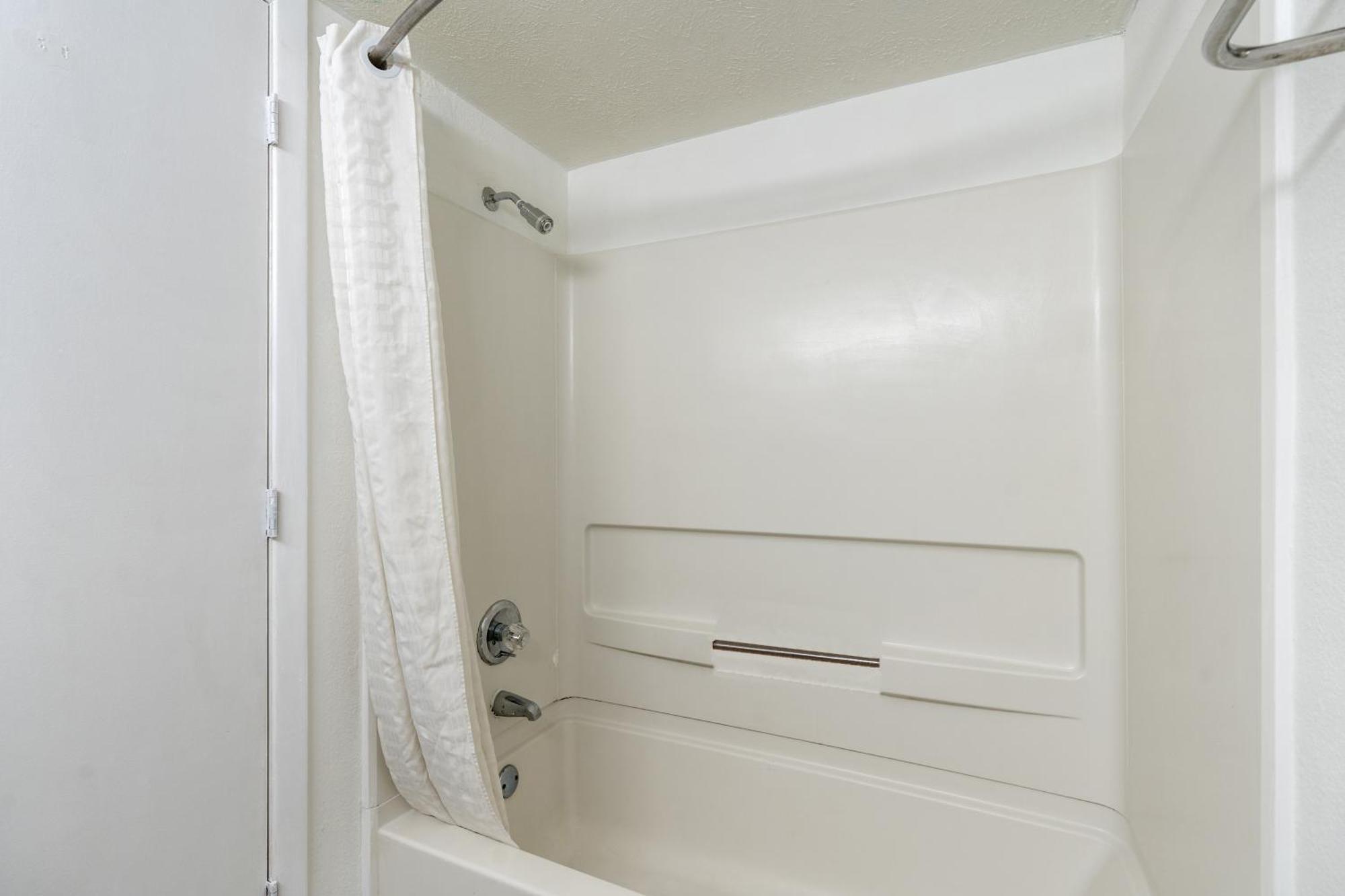 King Studio,1559685700:JPEG