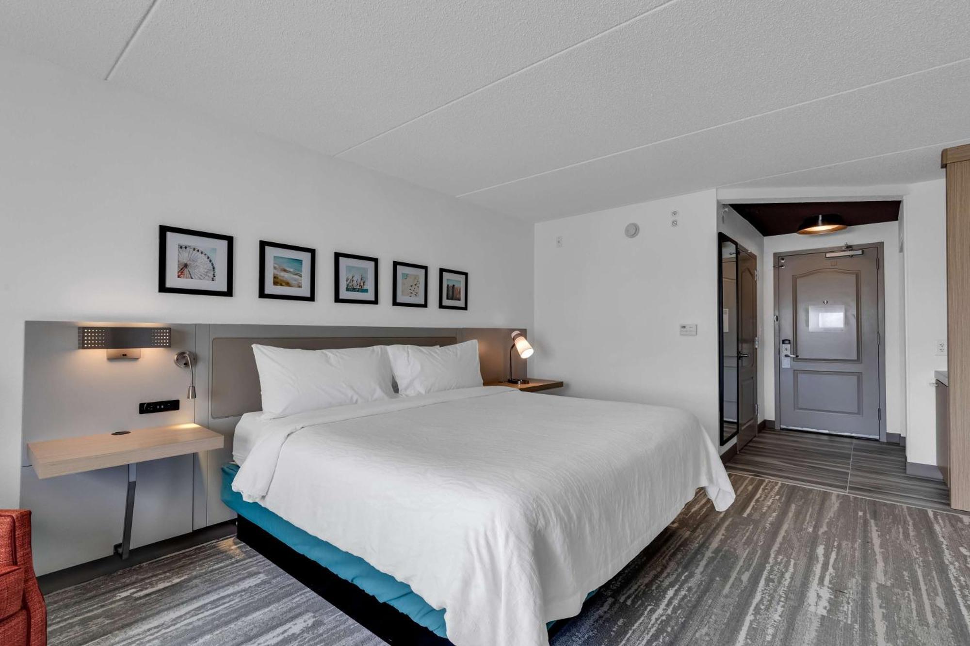 King Room - Hearing Access,1574702972:JPEG