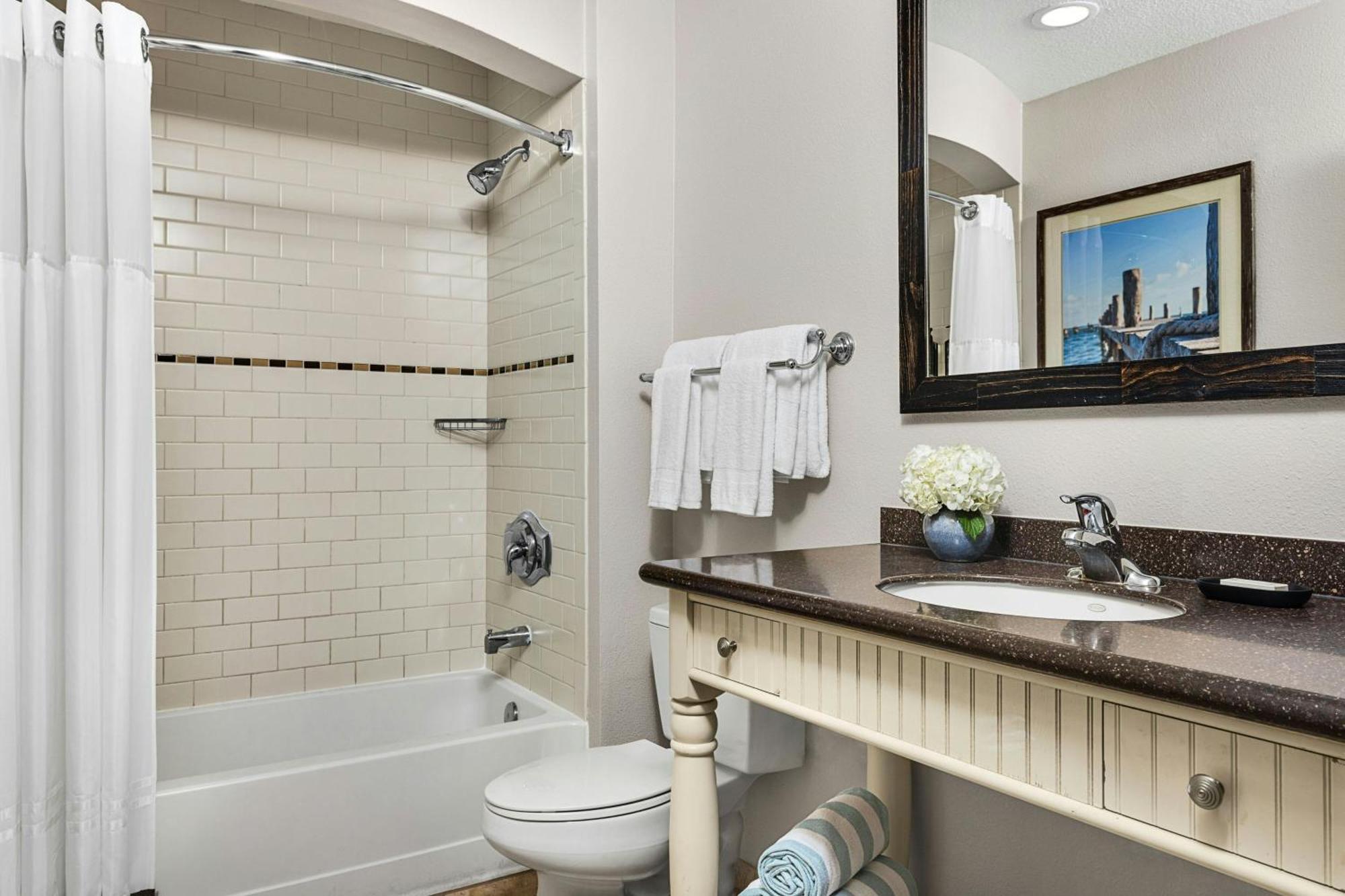 1 Bedroom Smaller Villa, 1 Queen, Sofa bed,1643143078:JPEG