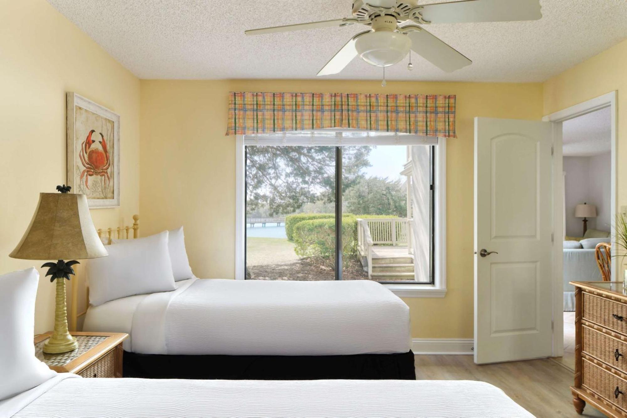 One-Bedroom Villa Park View