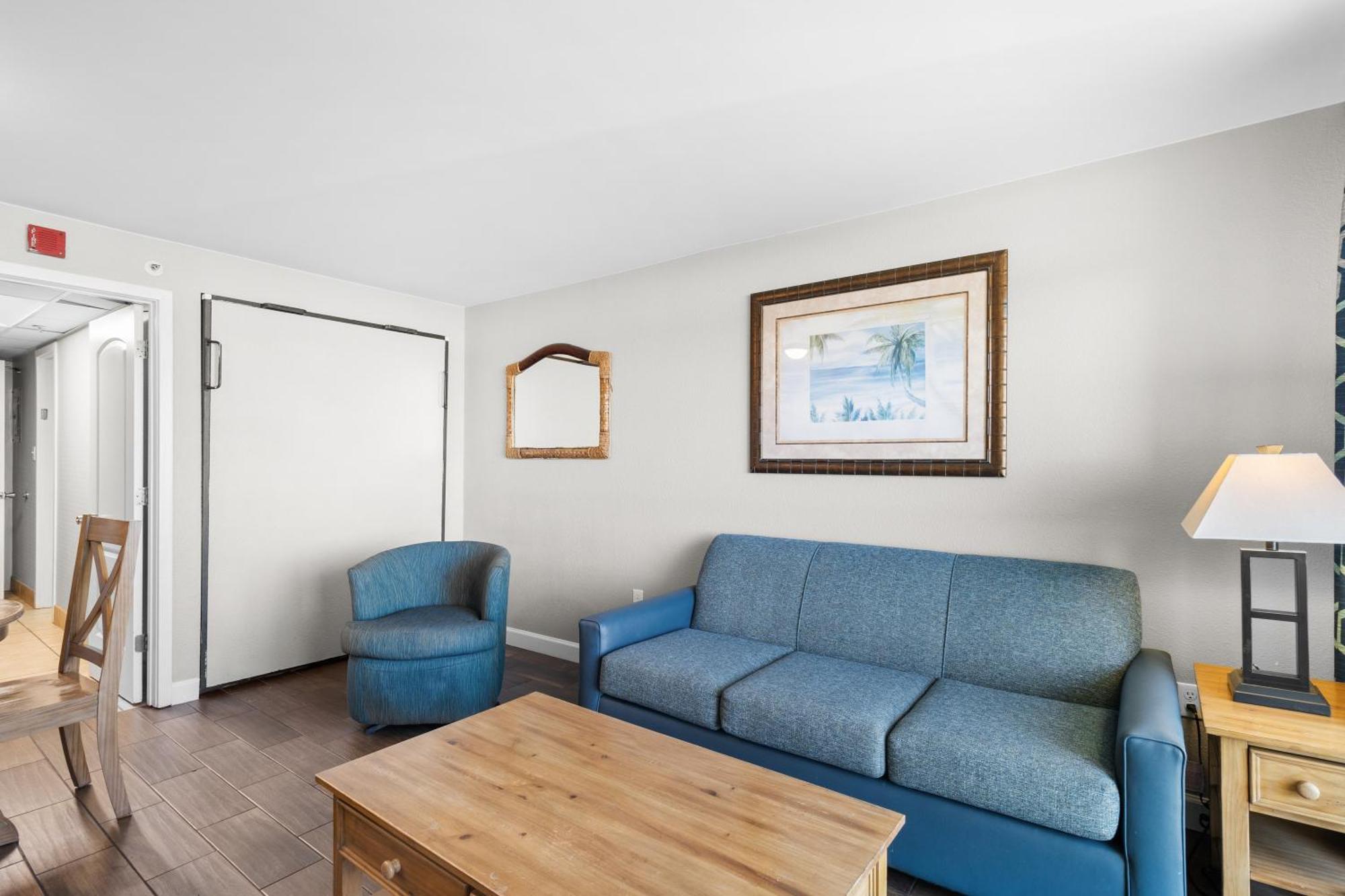 Suite mit Queensize-Bett am Meer