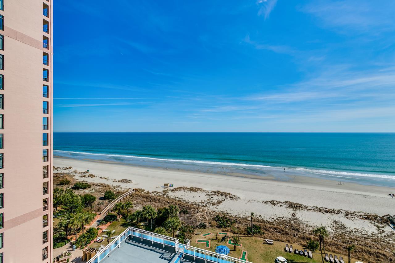 Oceanfront Queen Suite,1197001111:JPEG