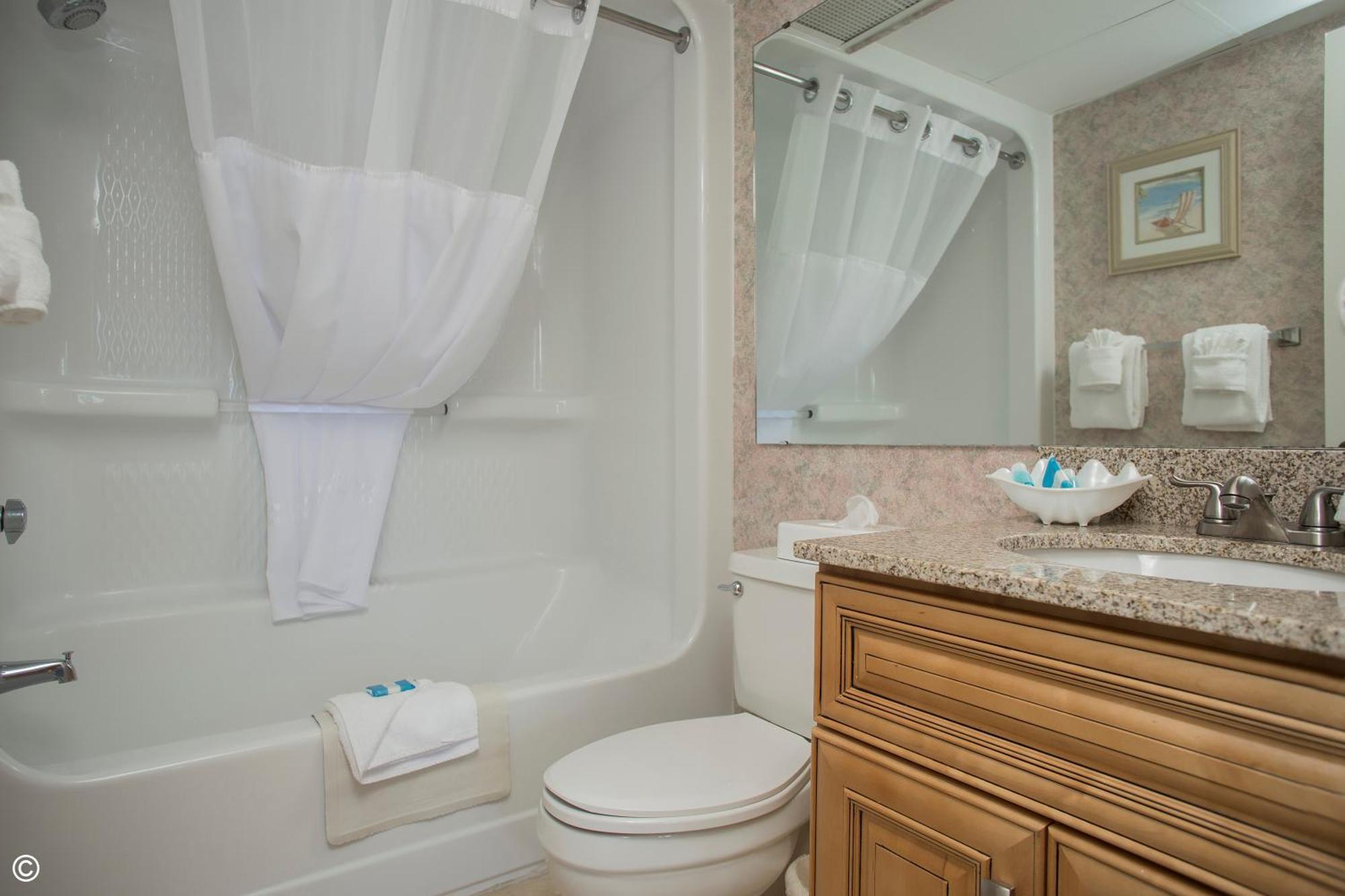 One-Bedroom Suite - Oceanfront