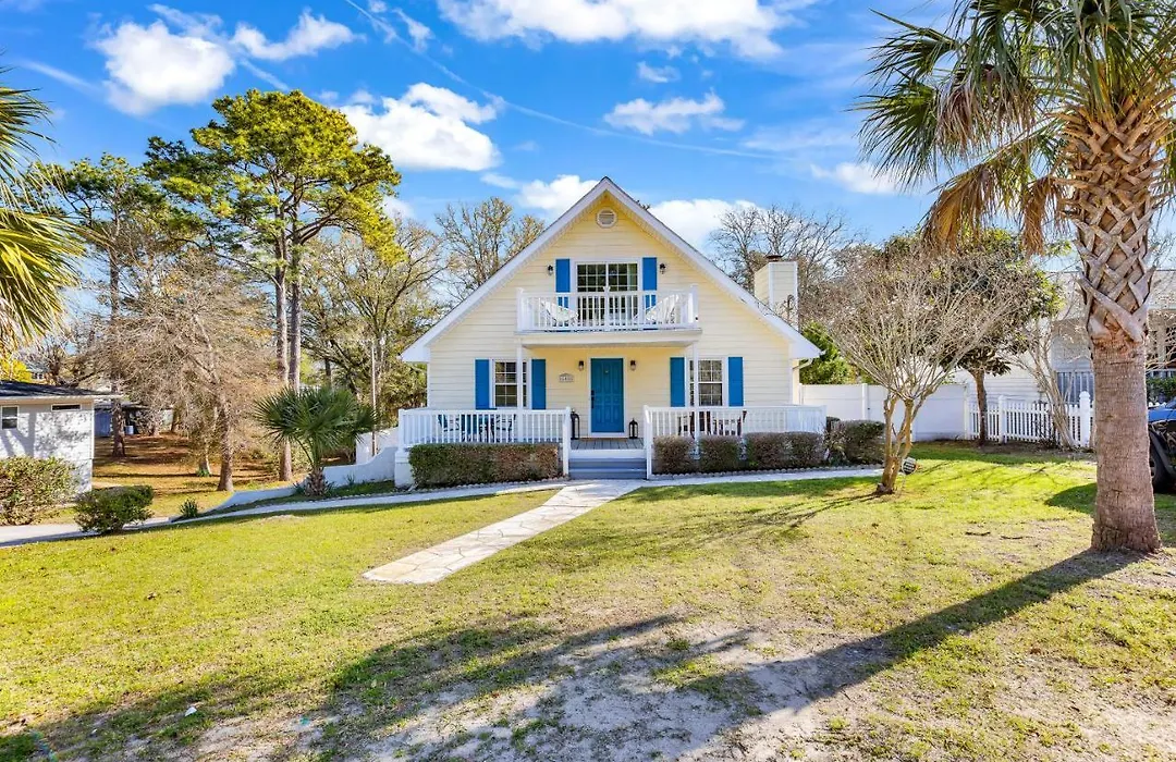 Sasha'S Beach House-1