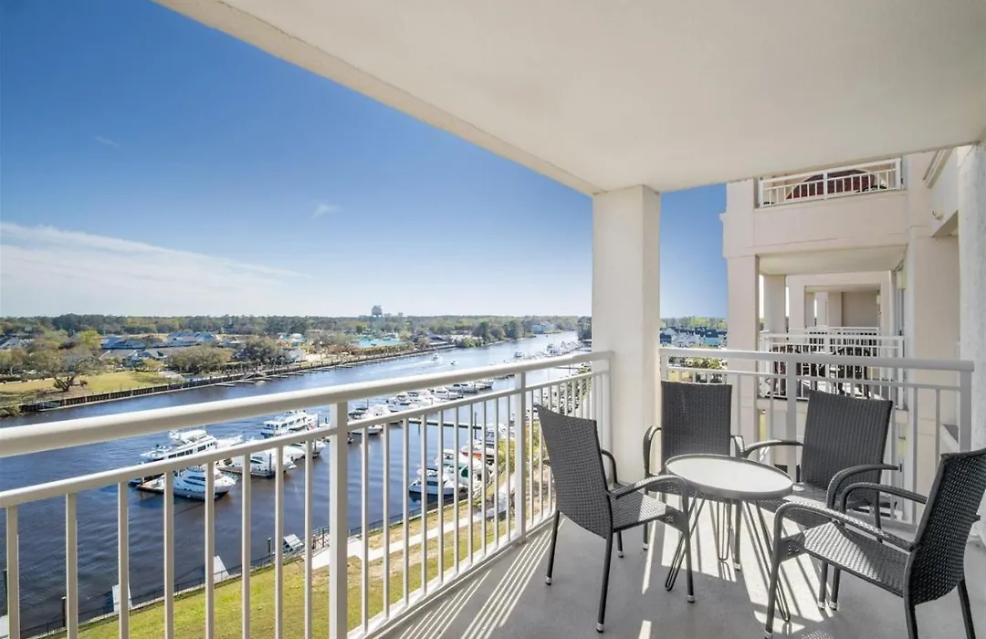Yacht Club Villas 2-902-1