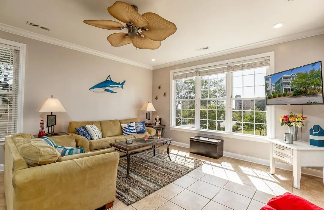 Island Time Pet Friendly Ocean Views Pool Spacious Comfortable-1