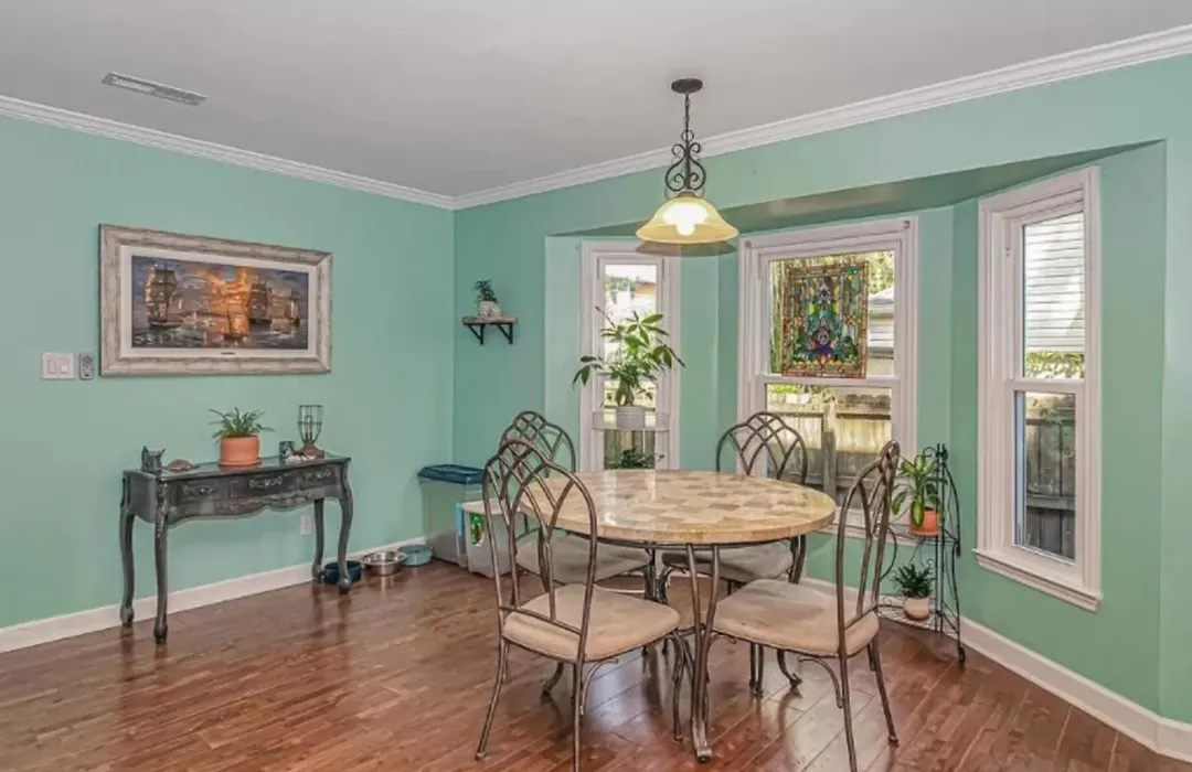 The Broadway Beach House- Pet Friendly!-1