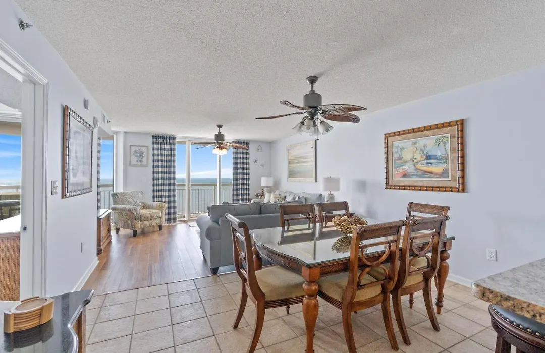 15Th Floor Oceanfront Condo With Updated Flooring Full Kitchen Crescent Shores - S 1507-1