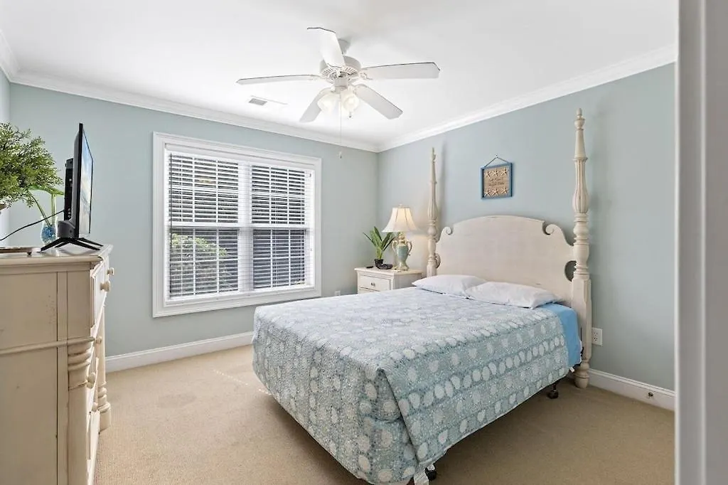 Family Tides Beach House W/ Golf Carts Minutes From The Beach-1