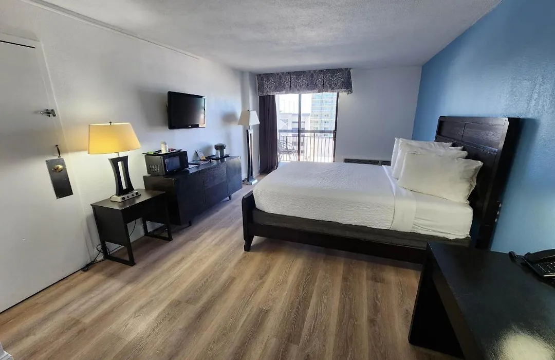 Ocean View Queen Suite With Incredible Views! Sun N Sand Resort 903-1