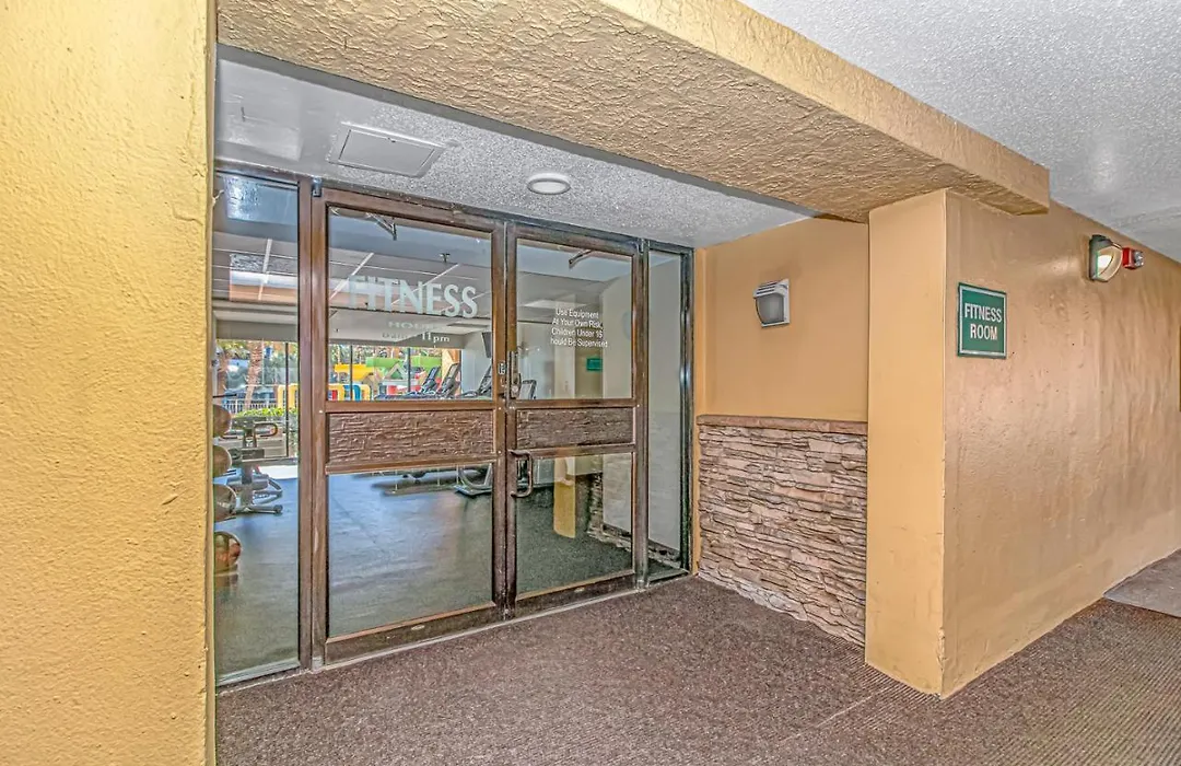Ocean View Suite With Beachy Decor And Accents Caravelle Resort 206 Sleeps 6 Guests-1