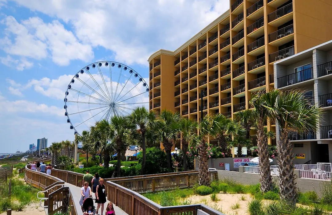 Holiday Pavilion Resort On The Boardwalk-1