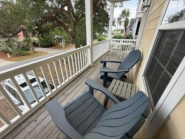 Summer'S Den Home-1