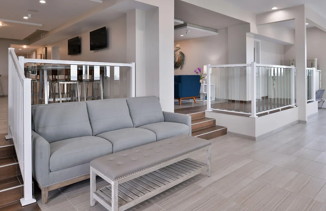 Cabana Shores Hotel-1