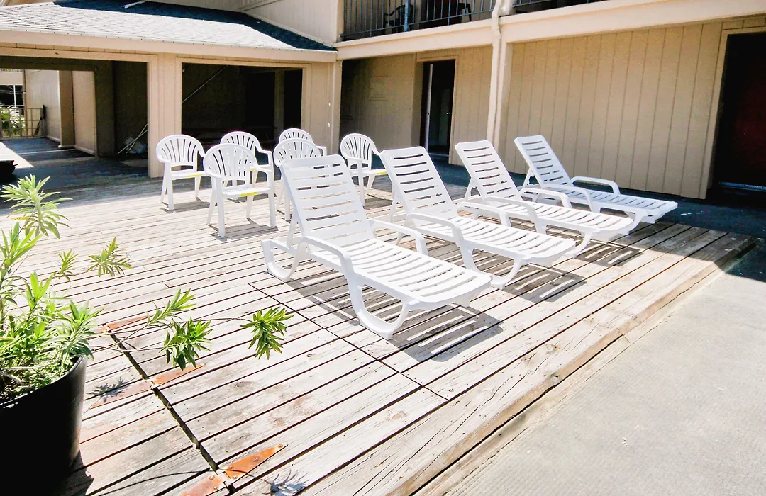 South Seas Ocean Front-1