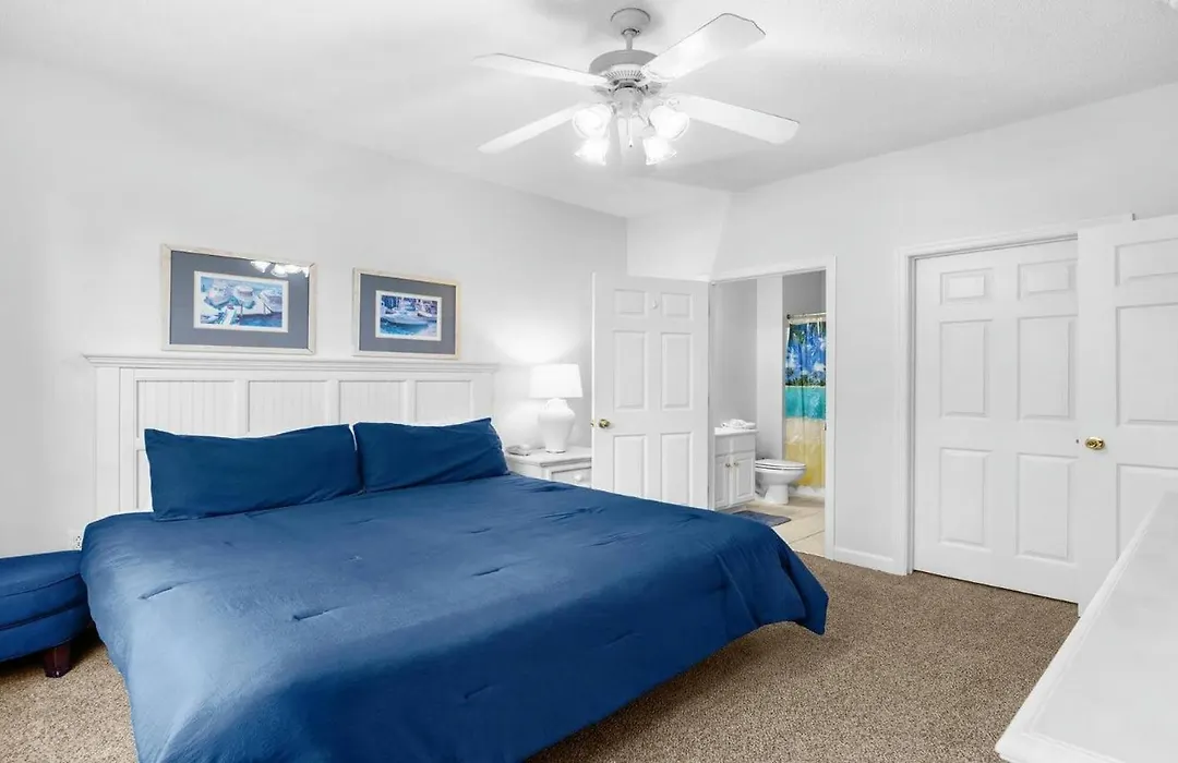 713 Ironwood Condo-1