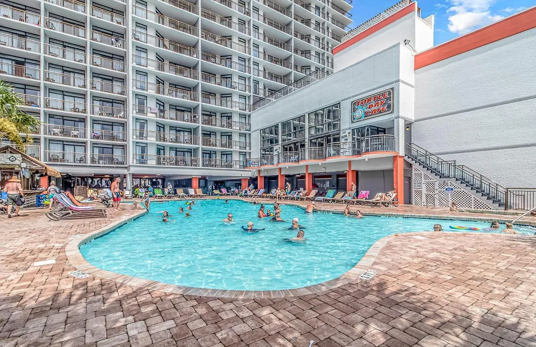 Oceanfront Suite Grande Cayman 124-1