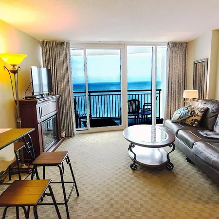 Deluxe Ocean Front One Bedroom Suite In Sandy Beach Resort-2
