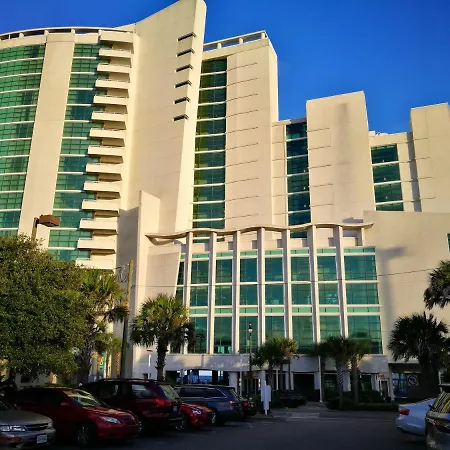 Deluxe Ocean Front Two-Bedroom Condo In Sandy Beach Resort-3