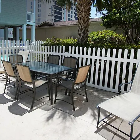 Admirals Quarters A-3