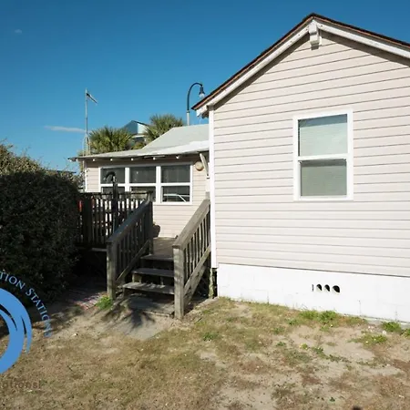 Oceanfront Ocean Drive Cottage-3