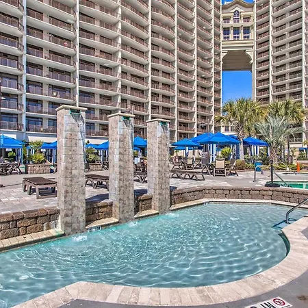 Resort Perks & Pools: Townhome By Barefoot Landing-2