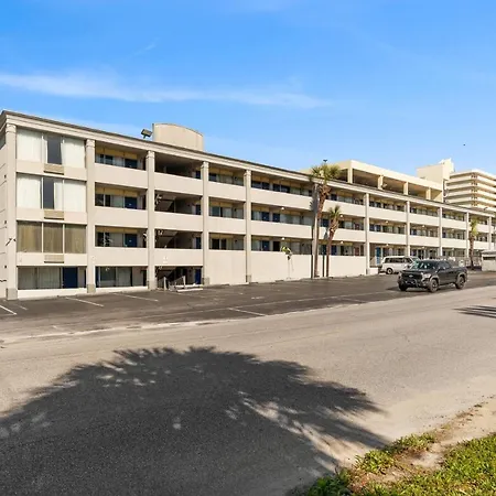 Days Inn By Wyndham Myrtle Beach-Grand Strand-3