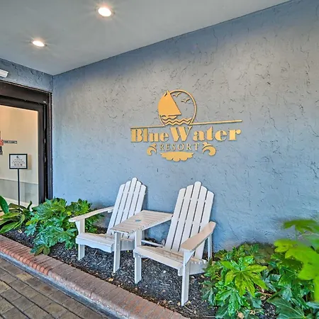 Convenient Escape - Walk To Myrtle Beach!-2
