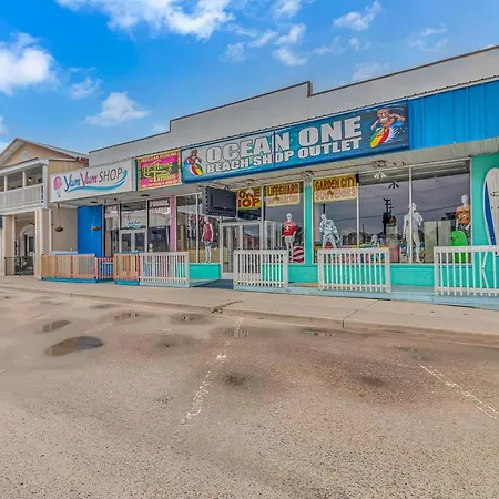 125 Atlantic Avenue Unit F - Pet Friendly! Walk To The Beach And Pier! 1Br -1Ba - Sleeps 2-4 Guests!-3