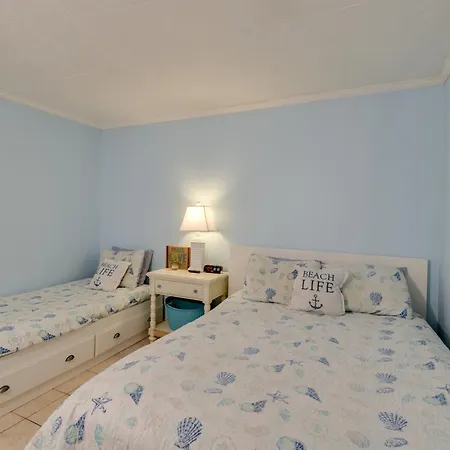 Oceanfront Gem With Deck In North Myrtle Beach-3