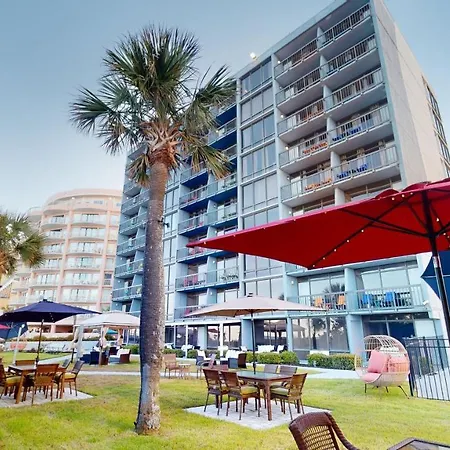 Willow Bay 205 Oceanfront Suite, Renovated Spring 2023 Desirable Golden Mile Location-3
