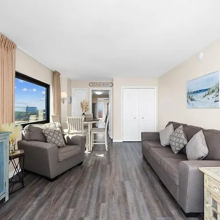 Immaculate 14Th Floor Oceanfront Winter Rental 1Br Suite With Amazing Views!-2