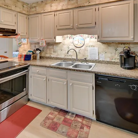 Myrtle Beach Home With Screened Patio Walk To Beach-2