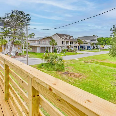Walk To Beach Family Home Near Barefoot Landing!-3