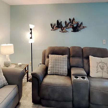 Cozy 2Br Condo With Full Kitchen Outdoor Pool-2