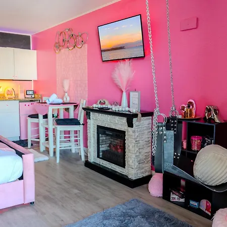 50 Shades Of Grey - Romance Suite! Couples Retreat 717-3