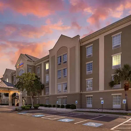 Comfort Suites Myrtle Beach Central-3