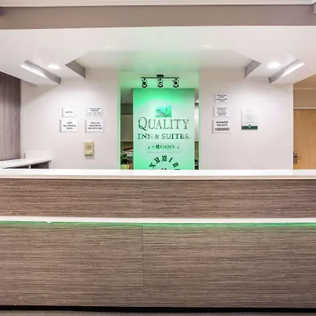Quality Inn & Suites Myrtle Beach Near Outlets-3