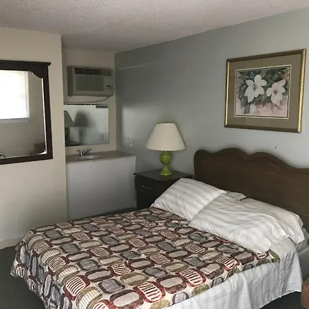 Riviera Motor Lodge-2