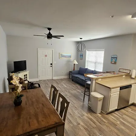 Charming Condo 2Min Walk From The Famous Boardwalk-3