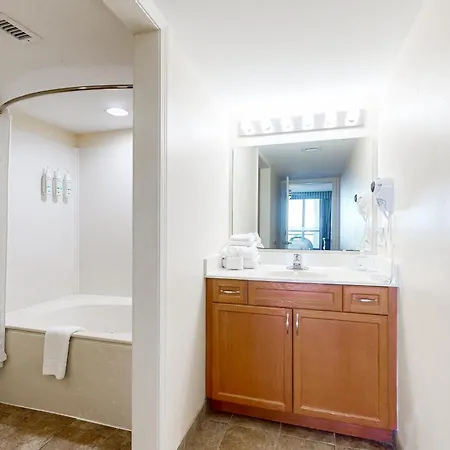 Bahama Sands Condos-3