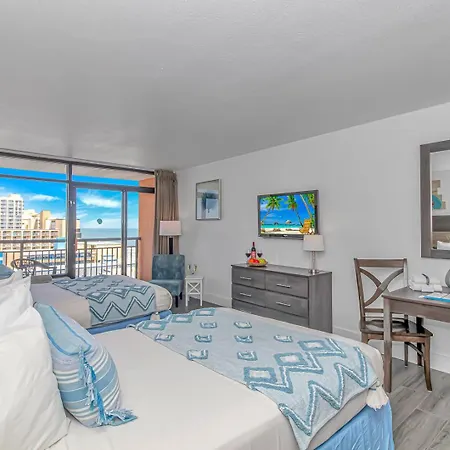 Ocean View Studio Landmark 907-2