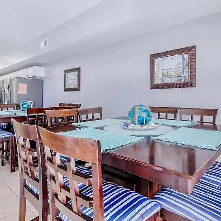 Coconut Grove 203-2