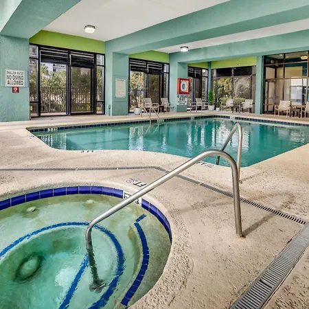 Breathtaking Ocean View 1 Bedroom Queen Suite! Meridian Plaza 707 - Perfect For 4 Guests!-2