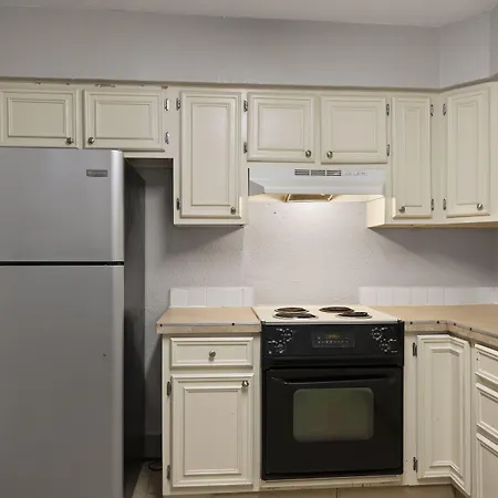 Ocean Crest Inn And Suites-2