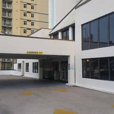 Reef Hotel-3