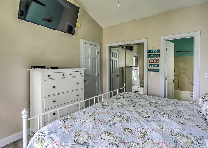 Lovely Myrtle Beach Condo: 4 Mi To Boardwalk!